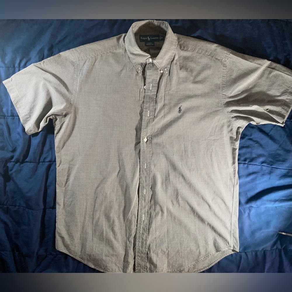 Ralph Lauren shirt men’s size (M) short sleeve button up
